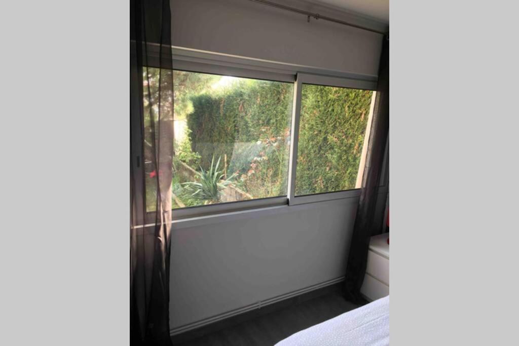 Bel Appartement En Rez De Jardin, 10Min Centre Et 300M Quais De Seine Wifi รูออง ภายนอก รูปภาพ